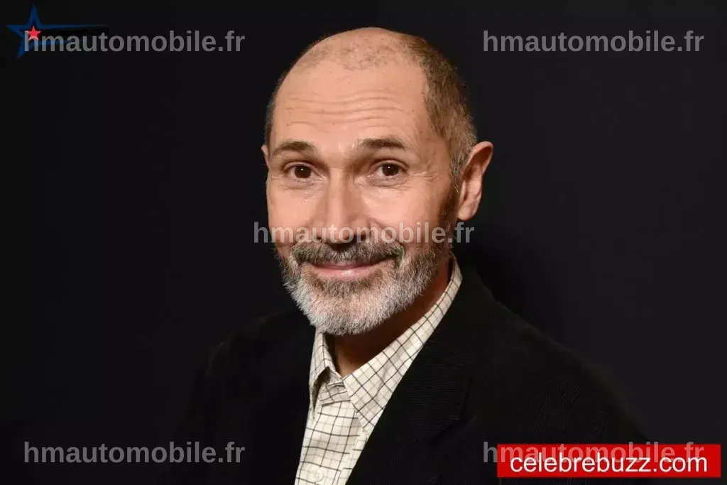 Christophe André et son épouse évoquant la liberté intérieure dans un cadre apaisant.