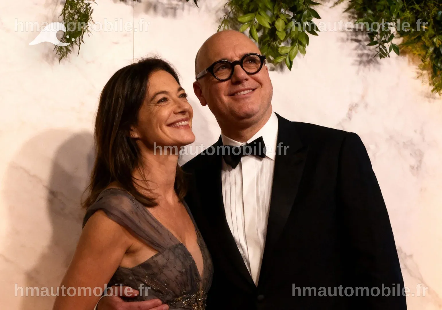 Portrait de l'épouse de Julien Dray avec des détails sur sa vie.